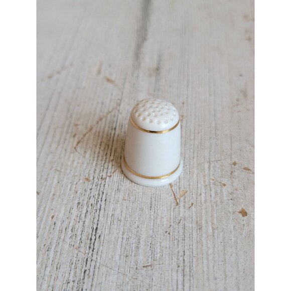 Vintage giraffe thimble miniature figure unique home decor - Picture 5 of 6